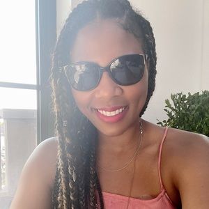 Meet your Posher, Angel